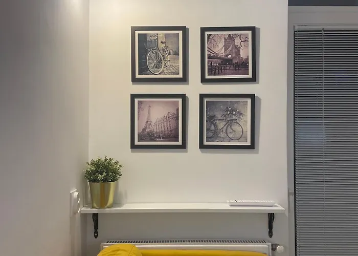 Studio Alice Romana Square 아파트 *