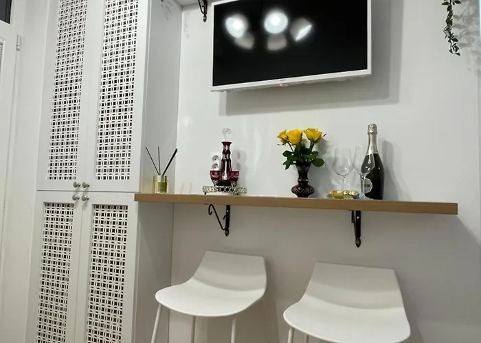 아파트 Studio Alice Romana Square *