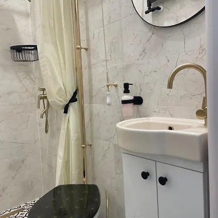 Daire Studio Alice Romana Square Bükreş