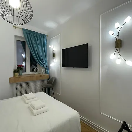 Apartment Studio Alice Romana Square